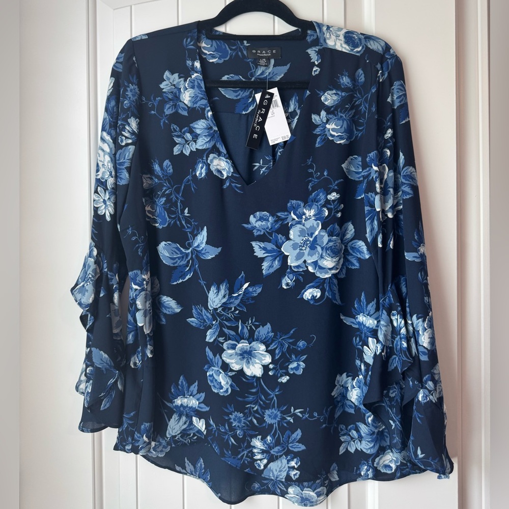 NWT! Grace top with bell sleeves